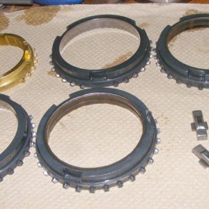 t5 gears - synchro rings 1.jpg
